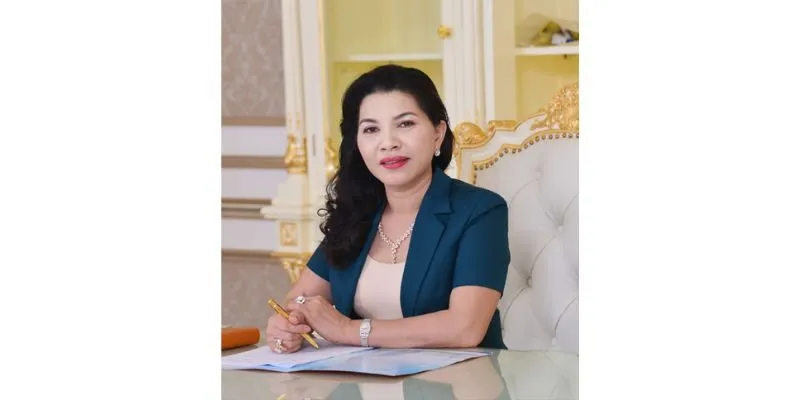 Chủ Tịch Kim Oanh
